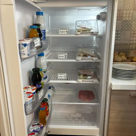 Alojamento de Acomodação e Pequeno-almoço La Nuova Dimora 3*