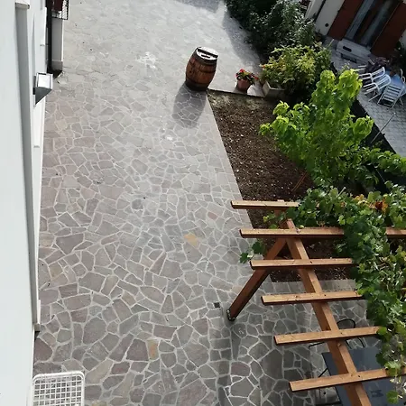 La Nuova Dimora Bed & Breakfast