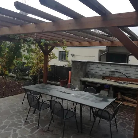 La Nuova Dimora Bed & Breakfast 2*
