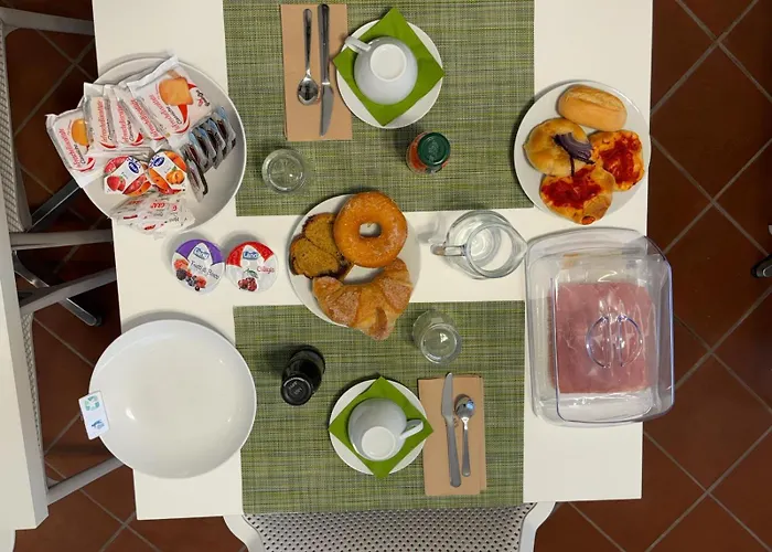 La Nuova Dimora Bed and Breakfast 3*